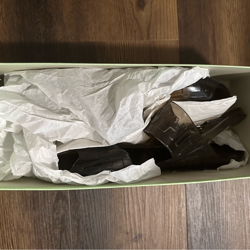 Off White Jelly Sandals - Picture 4 of 6